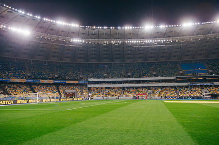 2020 年欧洲杯预选赛乌克兰对葡萄牙在奥林匹克体育场的足球比赛