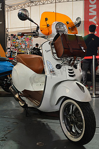 vespa摄影照片_Vespa 摩托车在菲律宾帕西格举行的 2nd Ride Ph