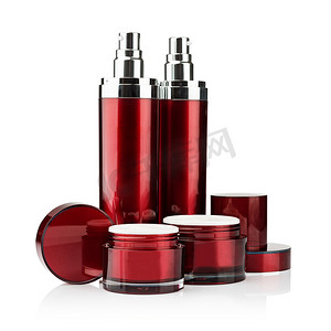 红色化妆品罐