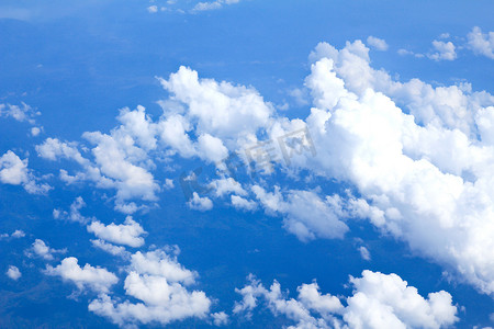 从飞机上看蓝天和云彩