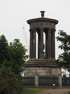 爱丁堡卡尔顿山的杜格尔德·斯图尔特纪念碑