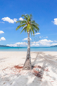 泰国普吉岛的芭东海滩。