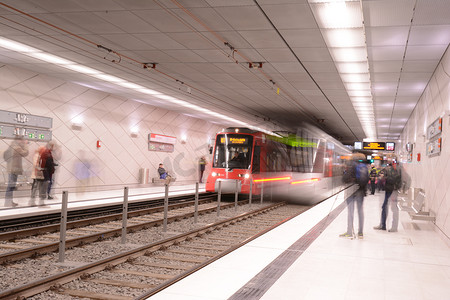 版本摄影照片_德国-杜塞尔多夫-地铁运输