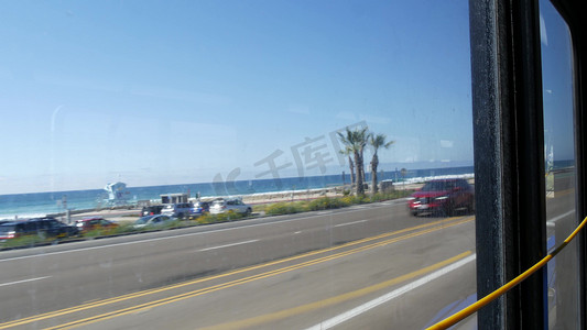 公共汽车窗口，太平洋海岸高速公路，高速公路 101，美国加利福尼亚州。