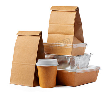 外卖产品背景摄影照片_白色背景下的一套可回收食品包装