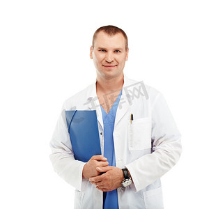 一位身穿白大褂和蓝色磨砂膏的年轻男医生的肖像