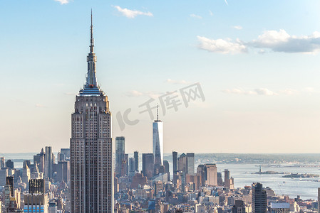 美国纽约 — 2019年5月17日：纽约市天际线与帝国大厦，复制空间