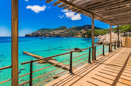 西班牙马略卡岛 Camp de Mar 海岸田园诗般的海景