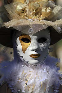化妆舞会服装摄影照片_安纳西非常漂亮的面具和狂欢节化妆
