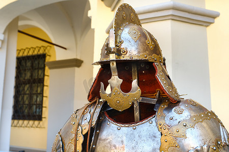 古代骑士盔甲的一部分。中世纪的概念。金属质感