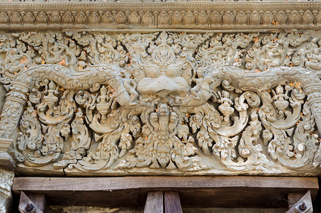 古代门楣摄影照片_柬埔寨暹粒吴哥窟的华丽门楣