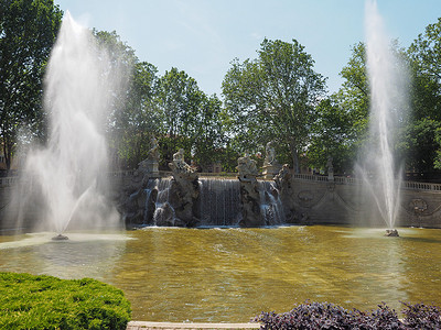都灵月份喷泉
