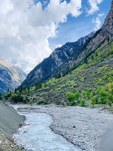 巴基斯坦斯瓦特山谷的河景