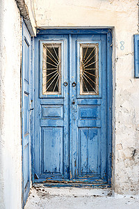 复古蓝色木门，油漆破裂