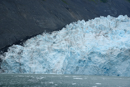 潮水冰川