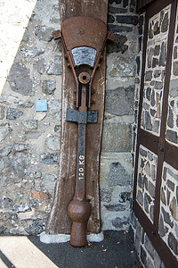 格赖芬施泰因城堡的钟声