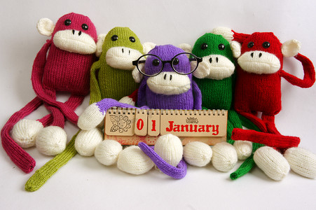 玩具猴子摄影照片_家庭，毛绒动物，新年，猴子，有趣
