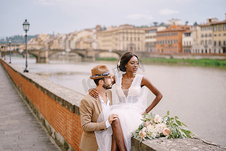 举行婚礼摄影照片_婚礼在意大利佛罗伦萨举行。