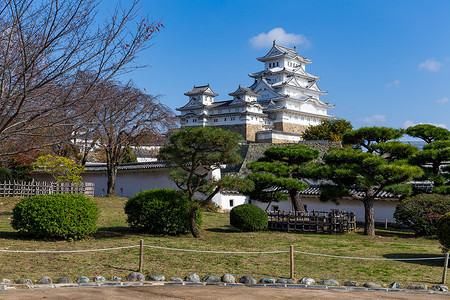 日本白姬路城堡和公园