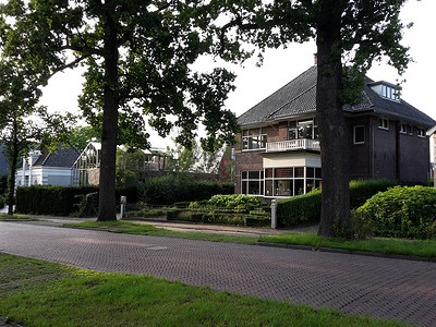 Ede-Wageningen 的景色，荷兰美丽的城市，拥有重要的大学校园