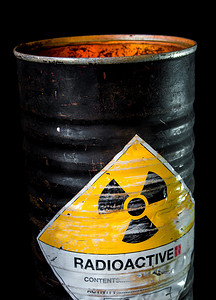 放射性物质圆筒容器中的热量