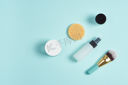 卫生用品化妆品健康程序蓝色背景