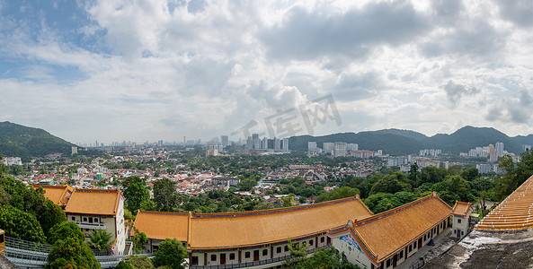 从槟城山的乔治城全景欣赏马来西亚槟城的城市
