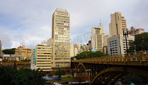 巴西圣保罗 — 2019年5月16日：圣伊菲吉尼亚高架桥位于圣保罗市中心