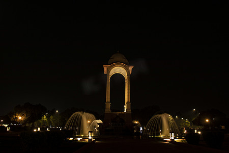 印度门摄影照片_印度门公园新德里印度漆黑的夜景