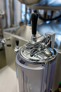 啤酒酿造用钢铁机械