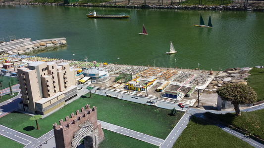 里米尼摄影照片_意大利里米尼 - 2019 年 7 月 12 日 - 意大利里米尼微型主题公园意大利（微型意大利） - 小规模复制著名景点