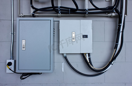 系统自动摄影照片_机柜系统中的电气系统