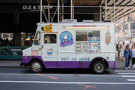 纽约曼哈顿的冰淇淋车