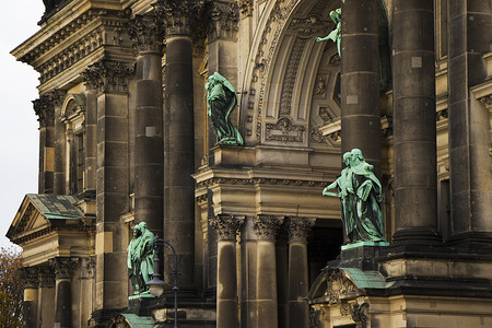 柏林博物馆岛摄影照片_德国柏林博物馆岛柏林大教堂著名地标和建筑