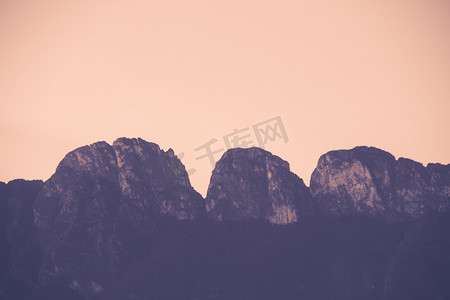 秋名山车神摄影照片_墨西哥圣佩德罗加尔萨加西亚的名山