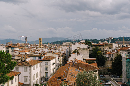 意大利佛罗伦萨旧宫圆顶上的城市景观