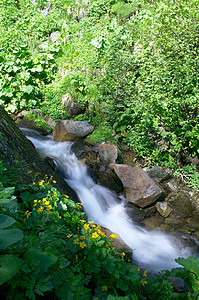 日月山河摄影照片_夏季的山河。