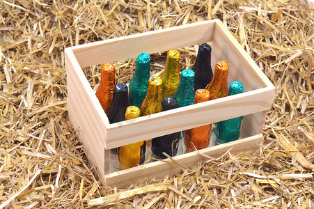 木盒十二瓶巧克力