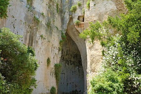 石灰岩洞穴狄奥尼修斯之耳 (Orecchio di Dionisio) 一个内部具有声学效果的洞穴，锡拉库扎 (Siracusa)，西西里岛，意大利
