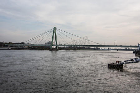 科隆莱茵河钢桥