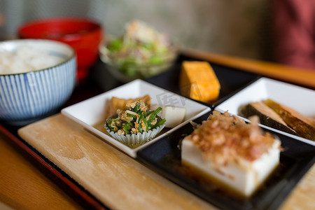 餐厅的日本开胃菜