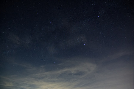 夜晚的天空摄影照片_夜晚的天空楼层