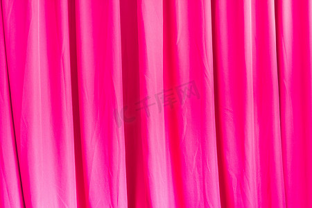 古典文化纹理摄影照片_用于背景的粉红色窗帘纹理