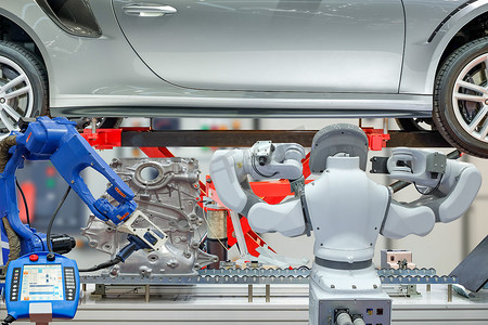 工业机器人在车库里与车辆一起工作