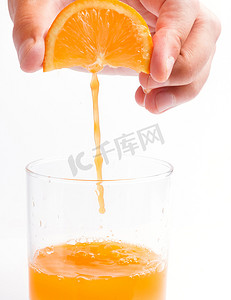 橙汁饮料代表热带水果和橙子