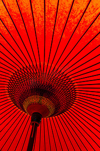 日式雨伞摄影照片_日式红桑皮纸伞