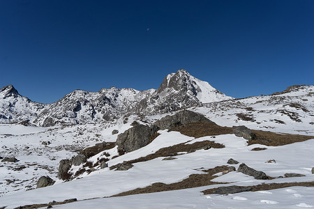 桂花摄影照片_尼泊尔喜马拉雅山峰顶