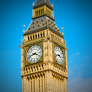 伦敦大本钟和历史老建筑英格兰老城