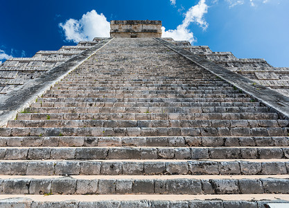 墨西哥奇琴伊察考古遗址的玛雅埃尔卡斯蒂略金字塔