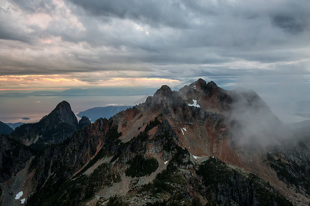 加拿大山风景的鸟瞰图。